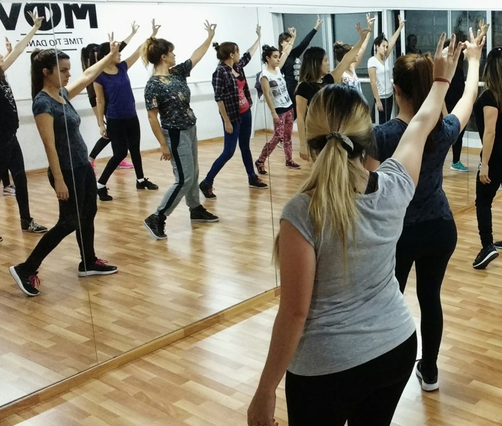 Clases de Street Jazz MOV Estudio de Danza Clases de Street Jazz MOV Estudio de Danza